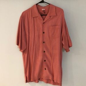 Tommy Bahama Men’s M Button Down Shirt